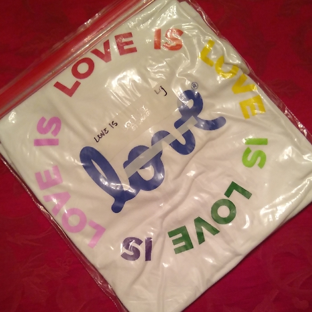 LOVE, Pride T-Shirt - Picture 7 of 7